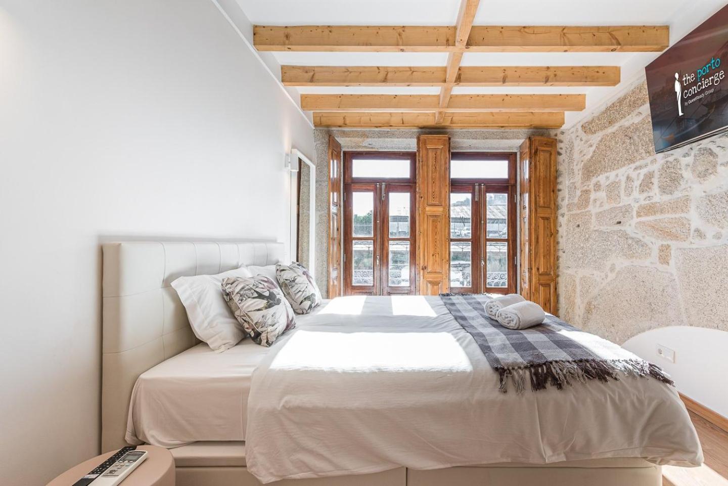 Guestready - Miragaia Stone Studios & Apartments Porto Exterior photo