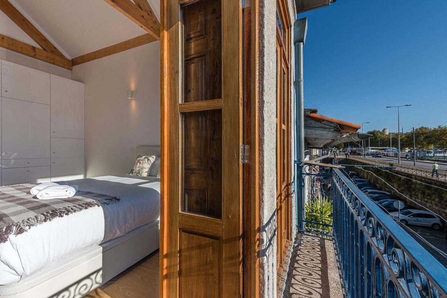 Guestready - Miragaia Stone Studios & Apartments Porto Exterior photo